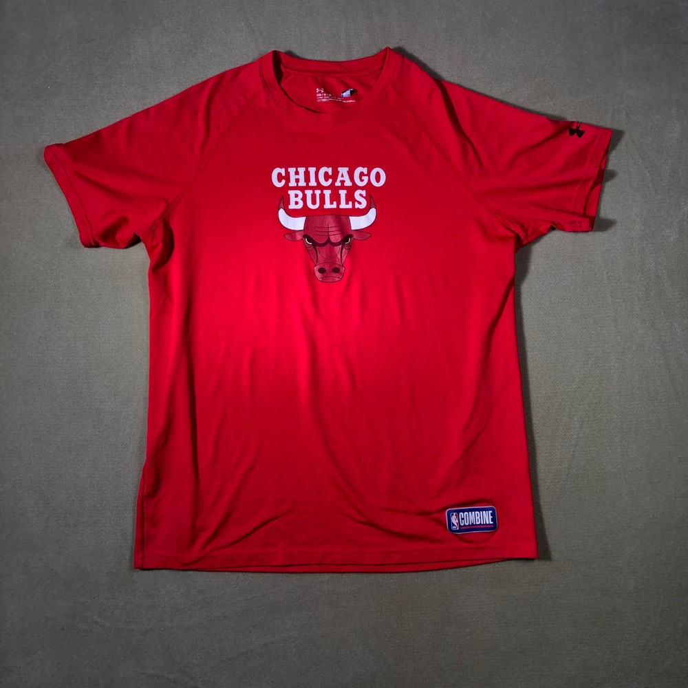 Chicago Bulls NBA Combine Shirt Mens Medium Red HeatGear Short Sleeve Loose Fit